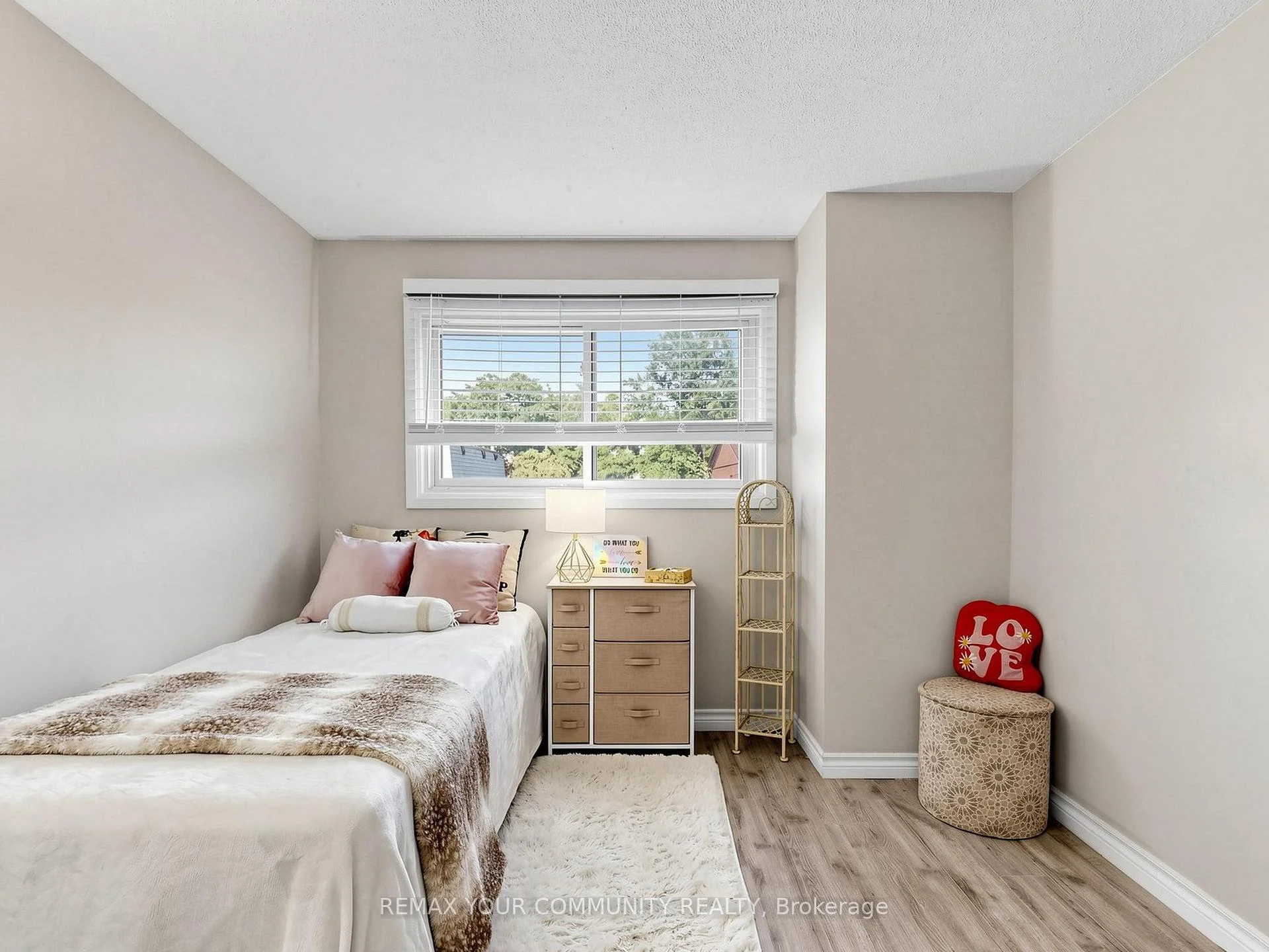 Photo 60 of Unit 16, 72 Ashglen Way, Markham, Unionville — HOMEH
