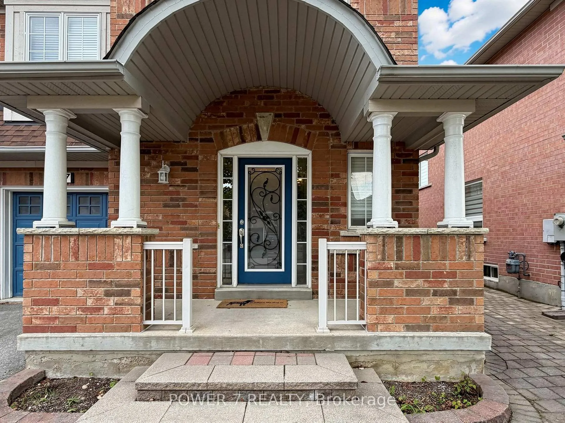 Photo 5 of 117 St Urbain Drive, Vaughan, Vellore Village — HOMEH