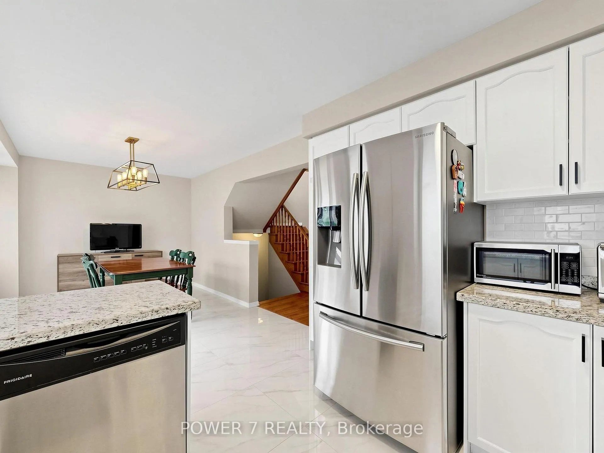 Photo 20 of 117 St Urbain Drive, Vaughan, Vellore Village — HOMEH