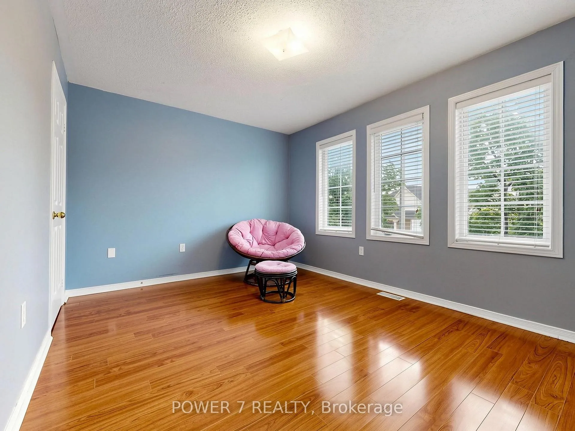 Photo 35 of 117 St Urbain Drive, Vaughan, Vellore Village — HOMEH