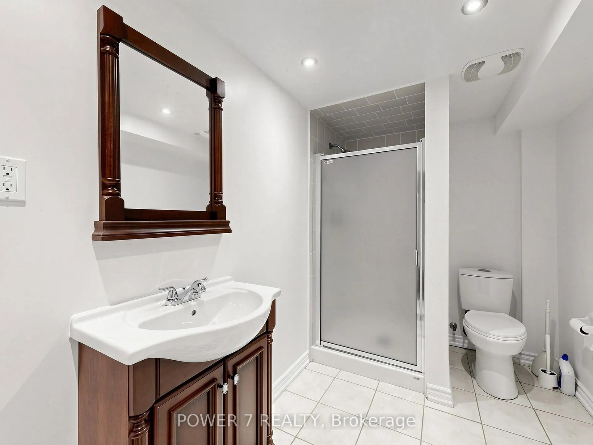 Photo 44 of 117 St Urbain Drive, Vaughan, Vellore Village — HOMEH