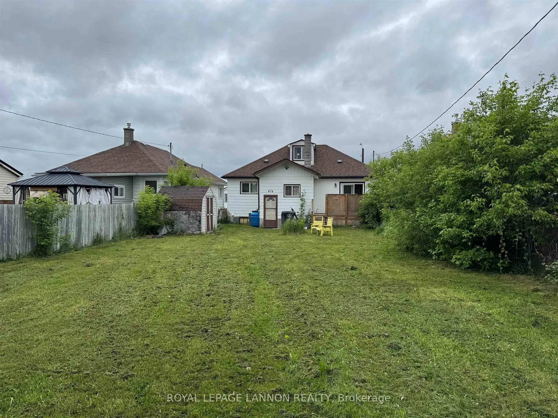 Photo 46 of 474 Mary St. E. E, Thunder Bay, Westfort — HOMEH
