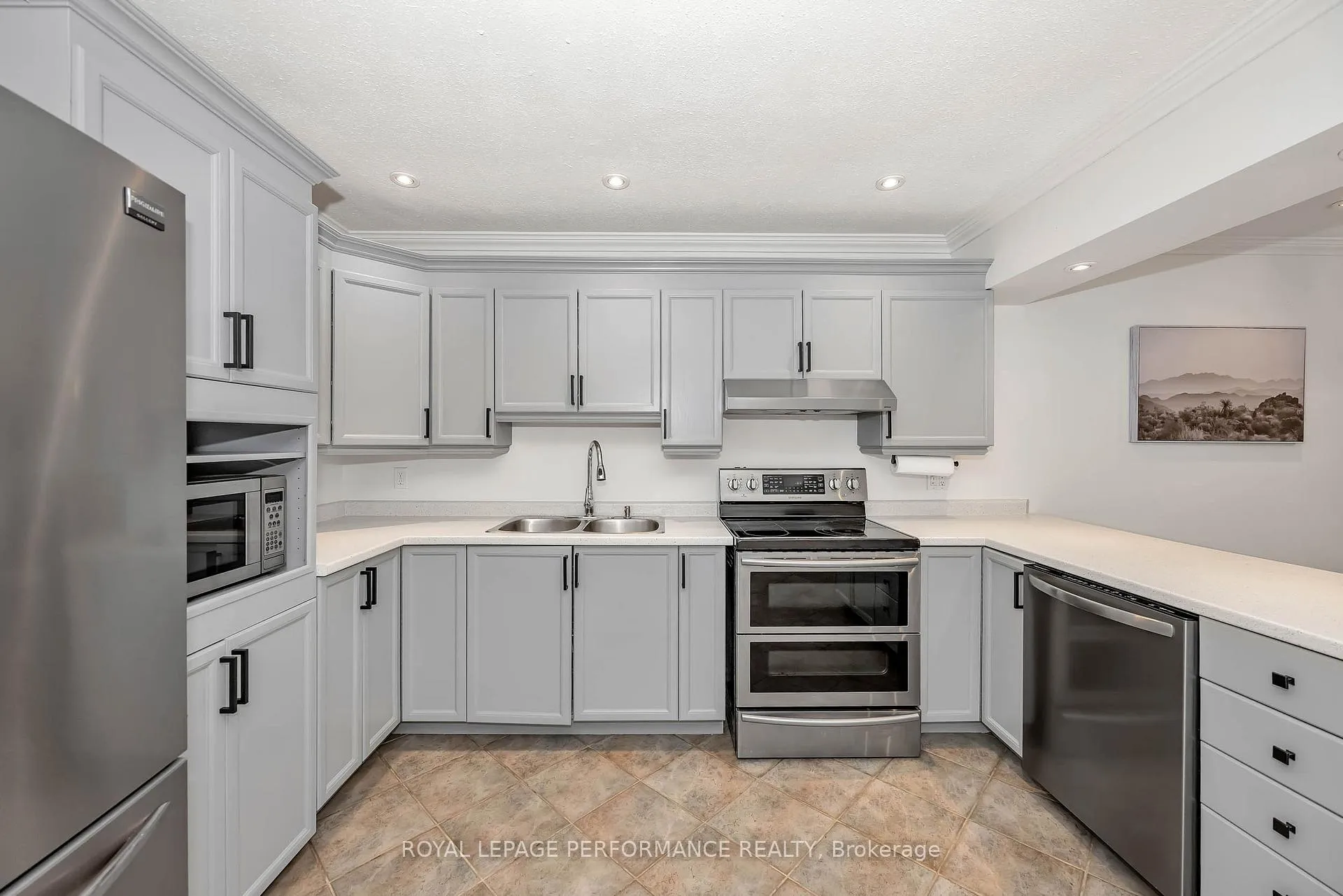 Photo 9 of 30 Promenade Boulevard, Russell, Embrun — HOMEH