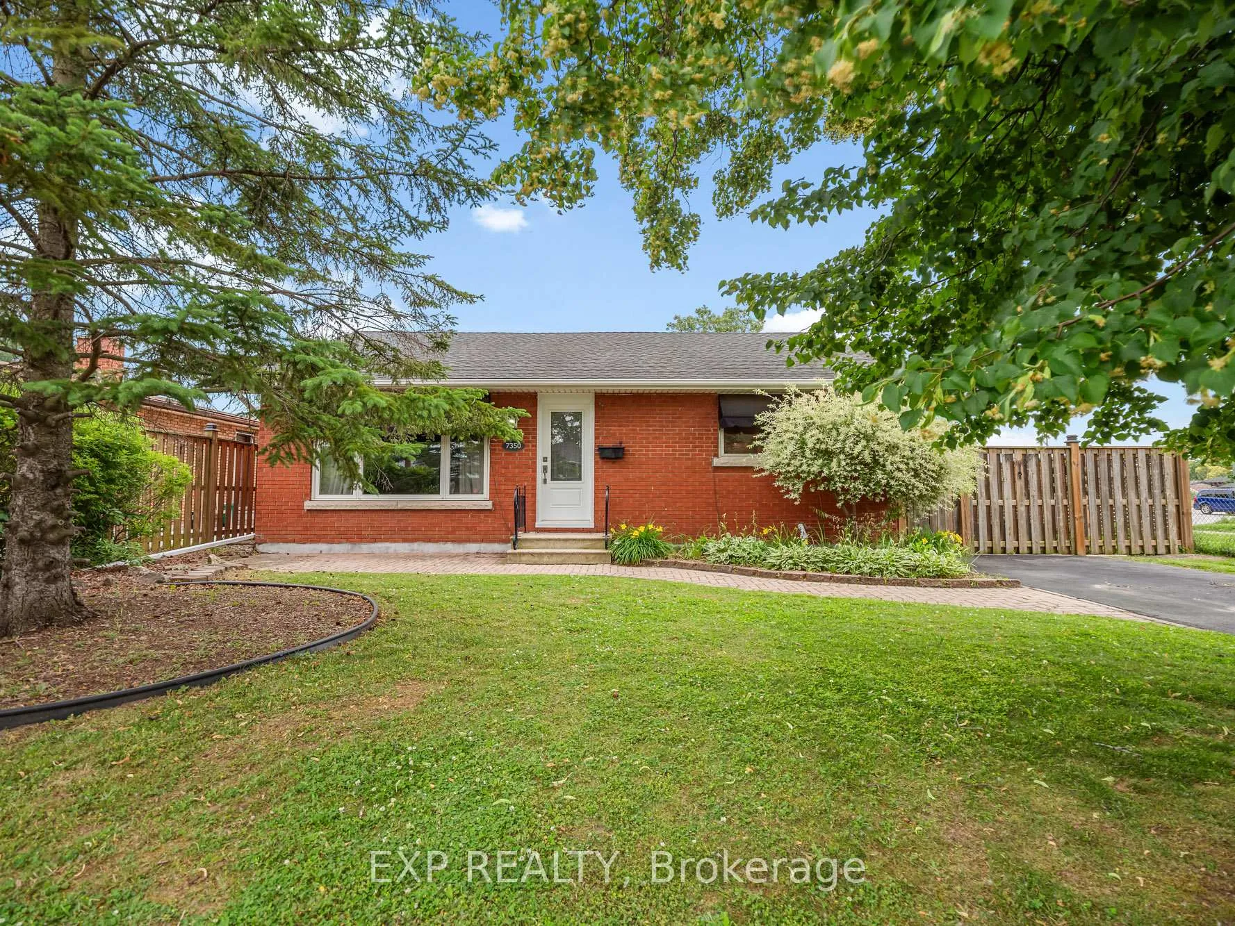 Photo 1 of 7350 Wilson Court, Niagara Falls, Oldfield — HOMEH