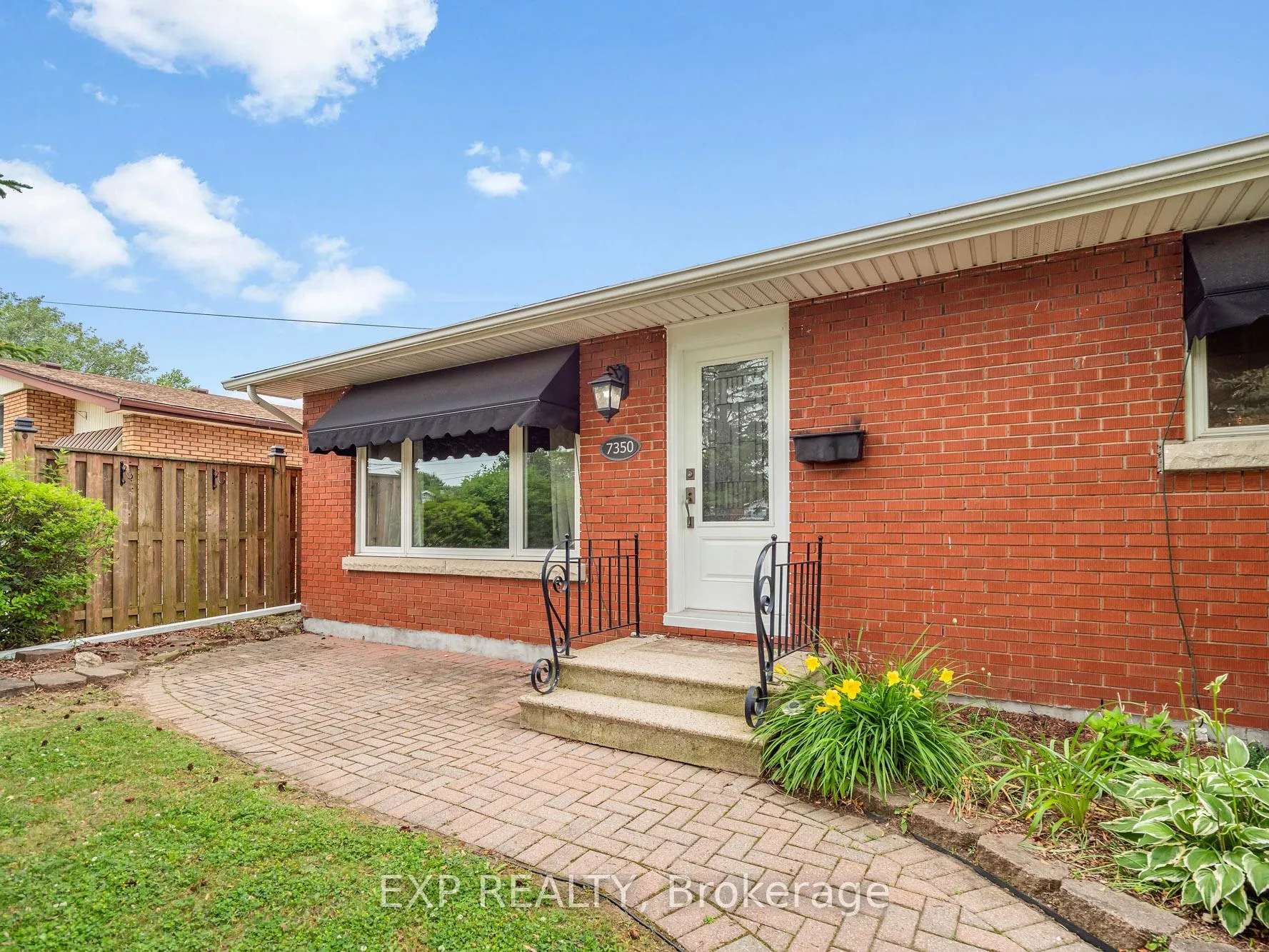 Photo 2 of 7350 Wilson Court, Niagara Falls, Oldfield — HOMEH