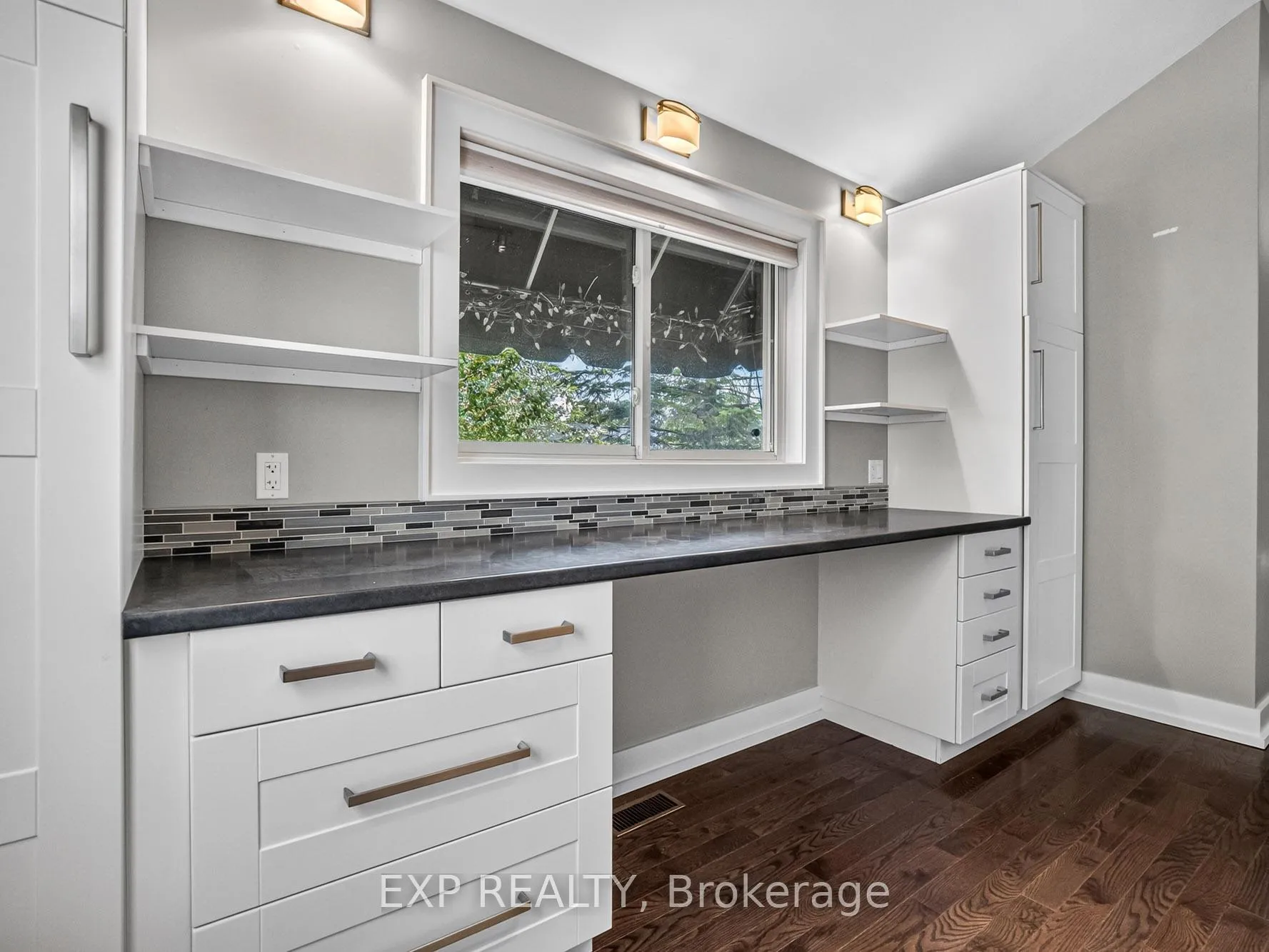 Photo 7 of 7350 Wilson Court, Niagara Falls, Oldfield — HOMEH