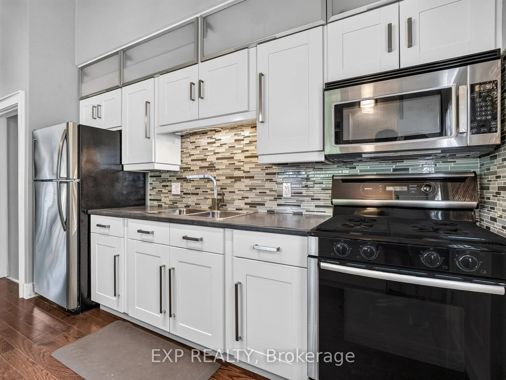 Photo 8 of 7350 Wilson Court, Niagara Falls, Oldfield — HOMEH