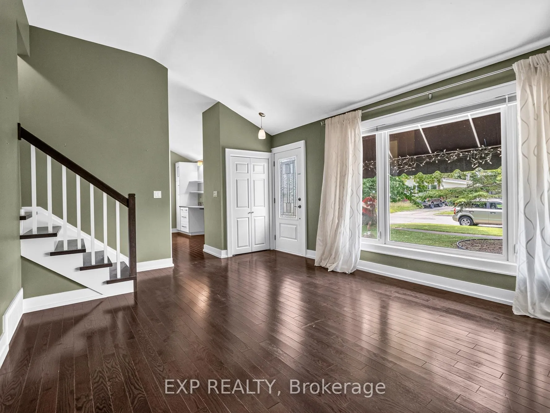 Photo 12 of 7350 Wilson Court, Niagara Falls, Oldfield — HOMEH