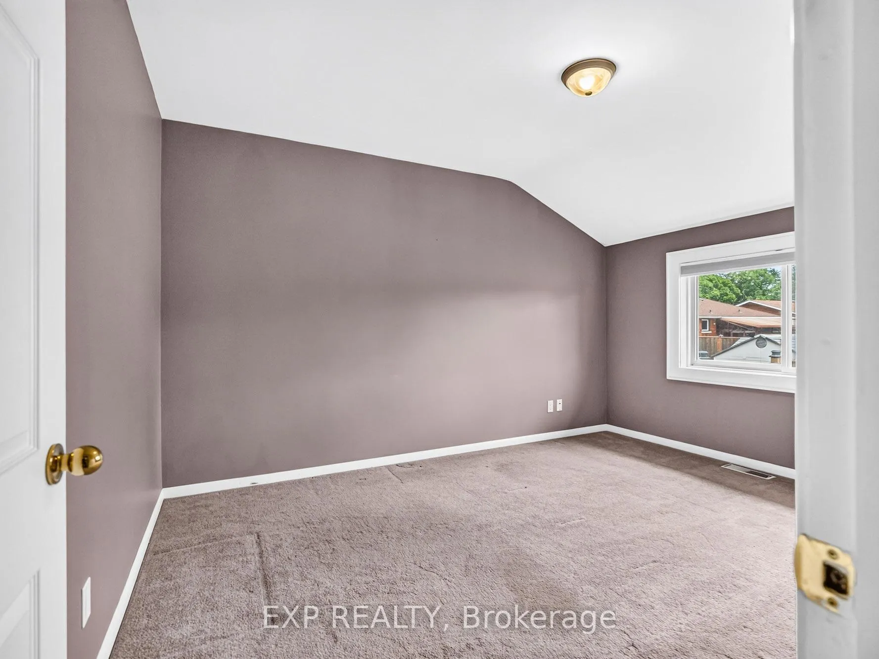 Photo 16 of 7350 Wilson Court, Niagara Falls, Oldfield — HOMEH