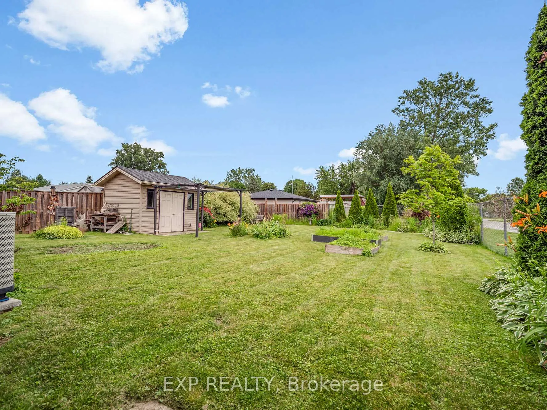 Photo 33 of 7350 Wilson Court, Niagara Falls, Oldfield — HOMEH