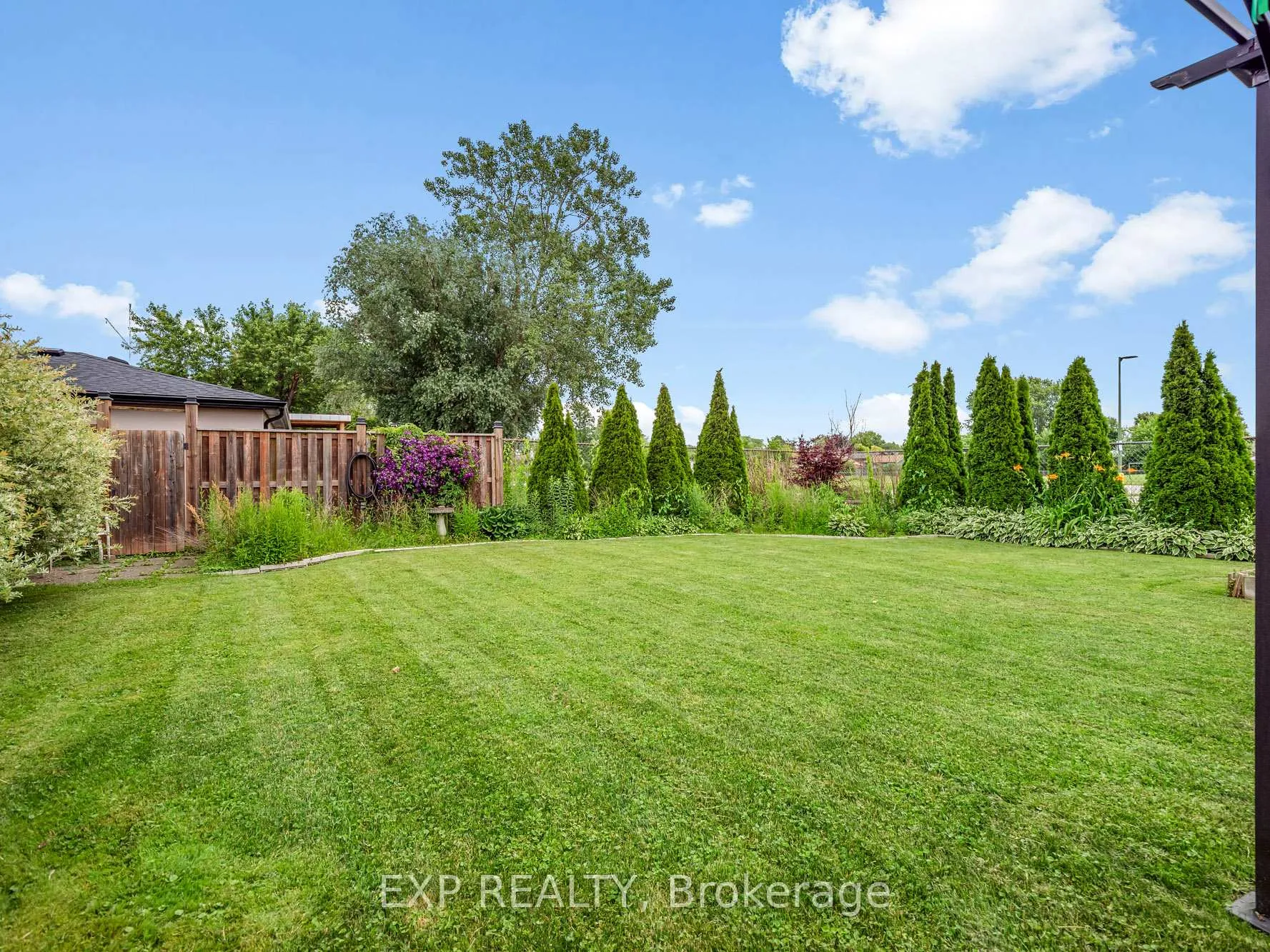 Photo 34 of 7350 Wilson Court, Niagara Falls, Oldfield — HOMEH