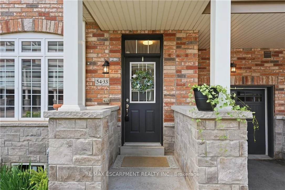 Photo 3 of Unit 33, 54 Nisbet Boulevard, Hamilton, Waterdown — HOMEH