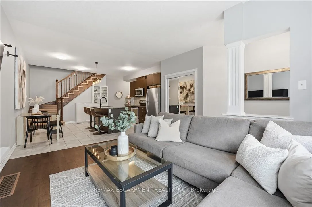 Photo 8 of Unit 33, 54 Nisbet Boulevard, Hamilton, Waterdown — HOMEH