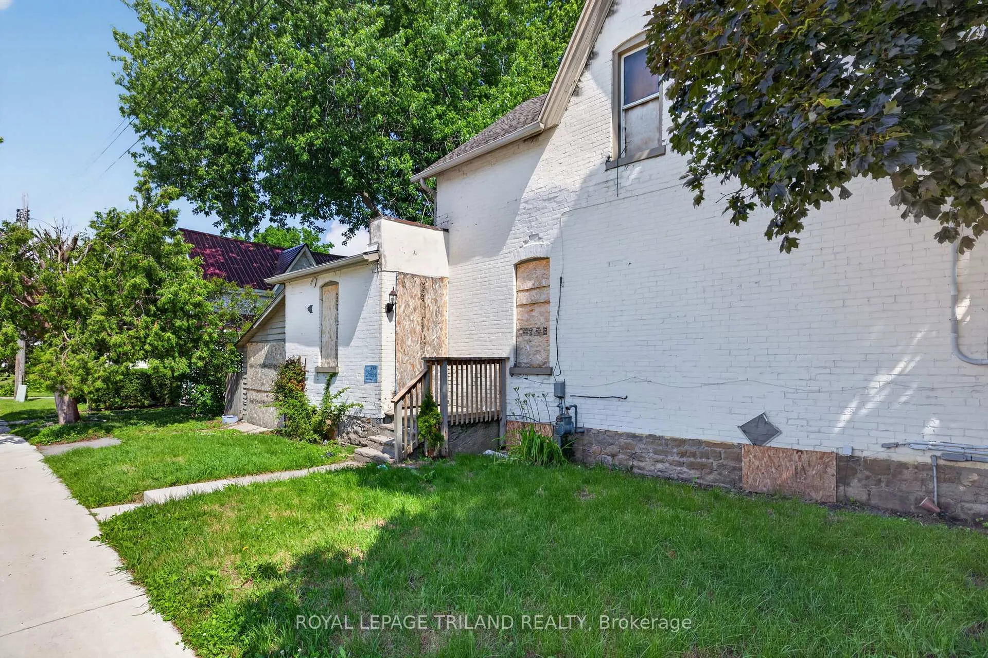 Photo 5 of 54 St Catharine Street, St. Thomas — HOMEH