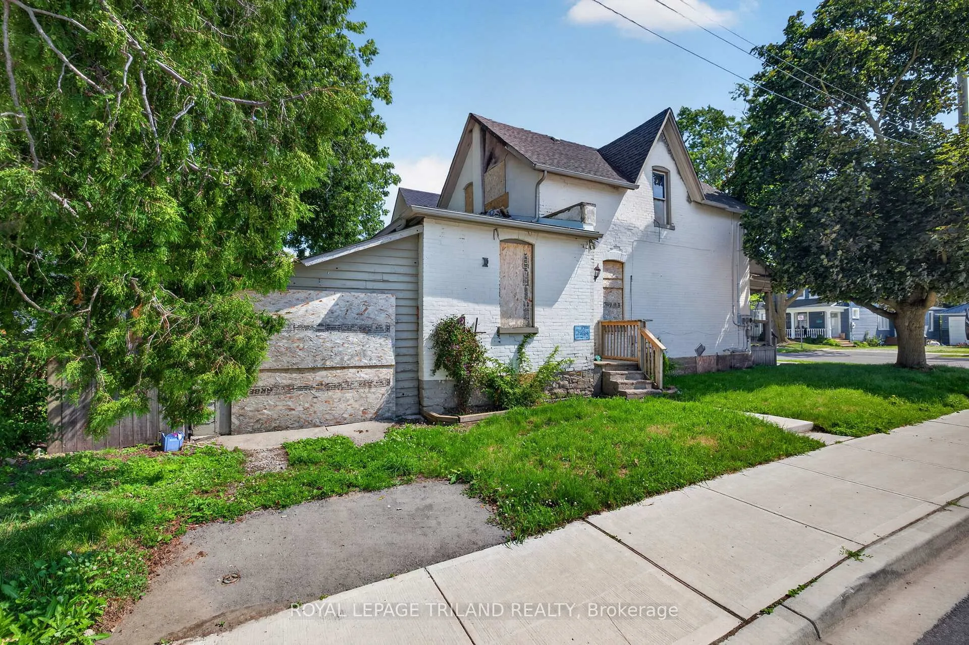 Photo 6 of 54 St Catharine Street, St. Thomas — HOMEH