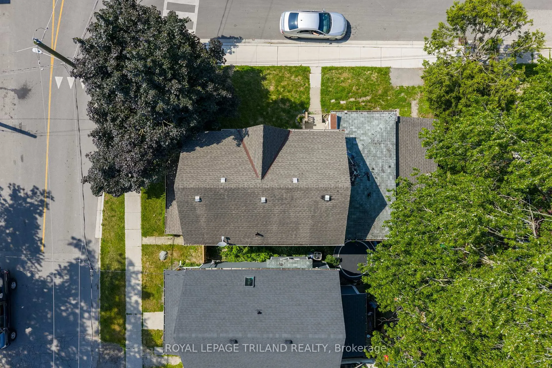 Photo 11 of 54 St Catharine Street, St. Thomas — HOMEH