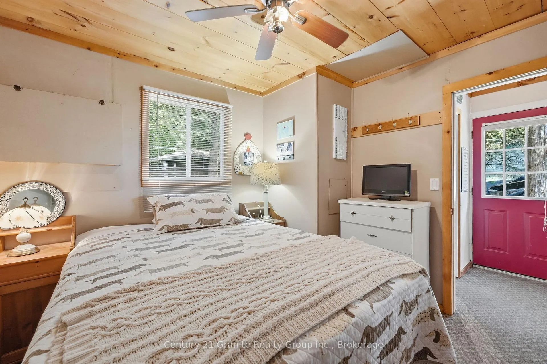 Photo 13 of 1163 Reynolds Road, Minden Hills, Minden — HOMEH