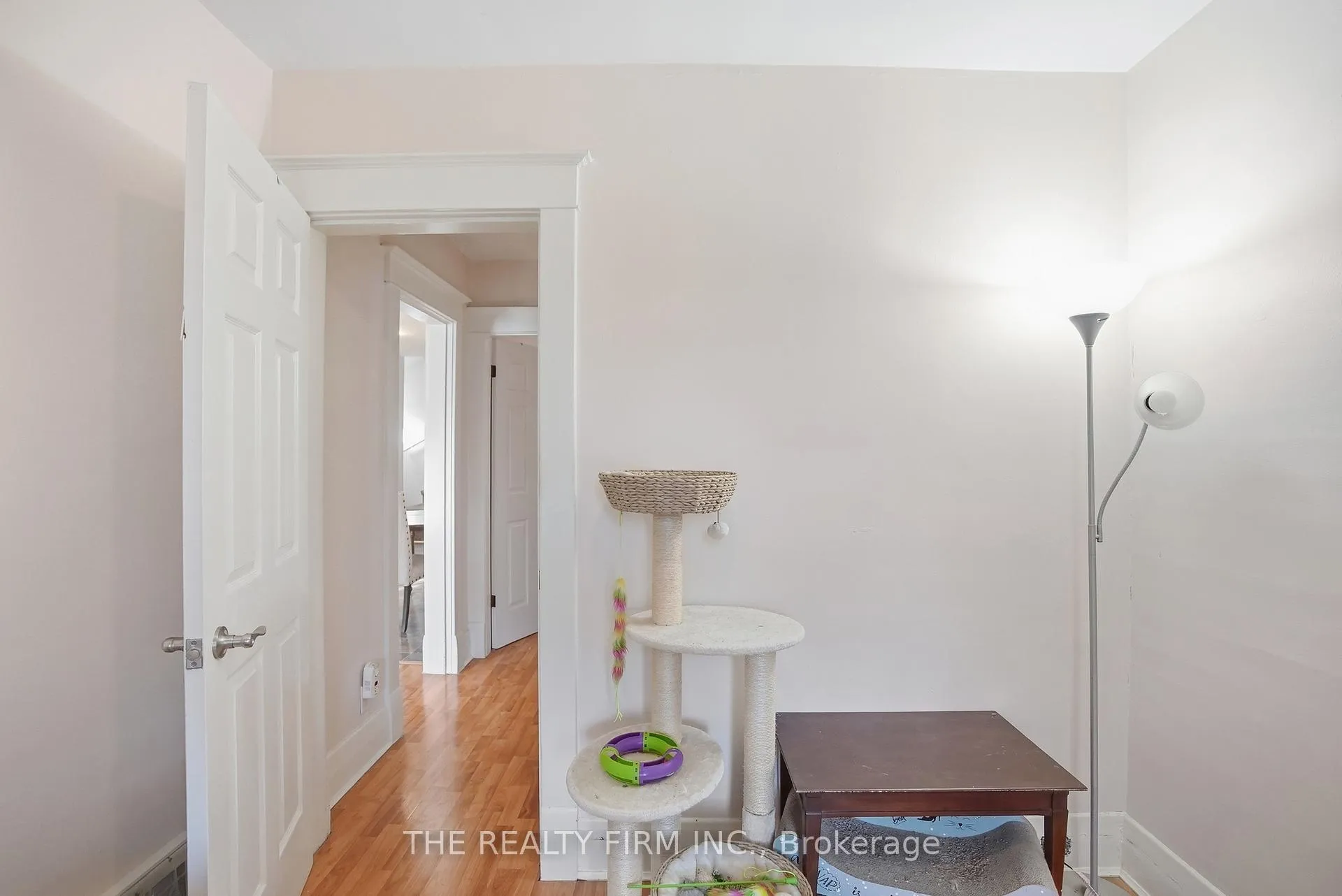 Photo 15 of 151 Brisbin Street, London, East M — HOMEH