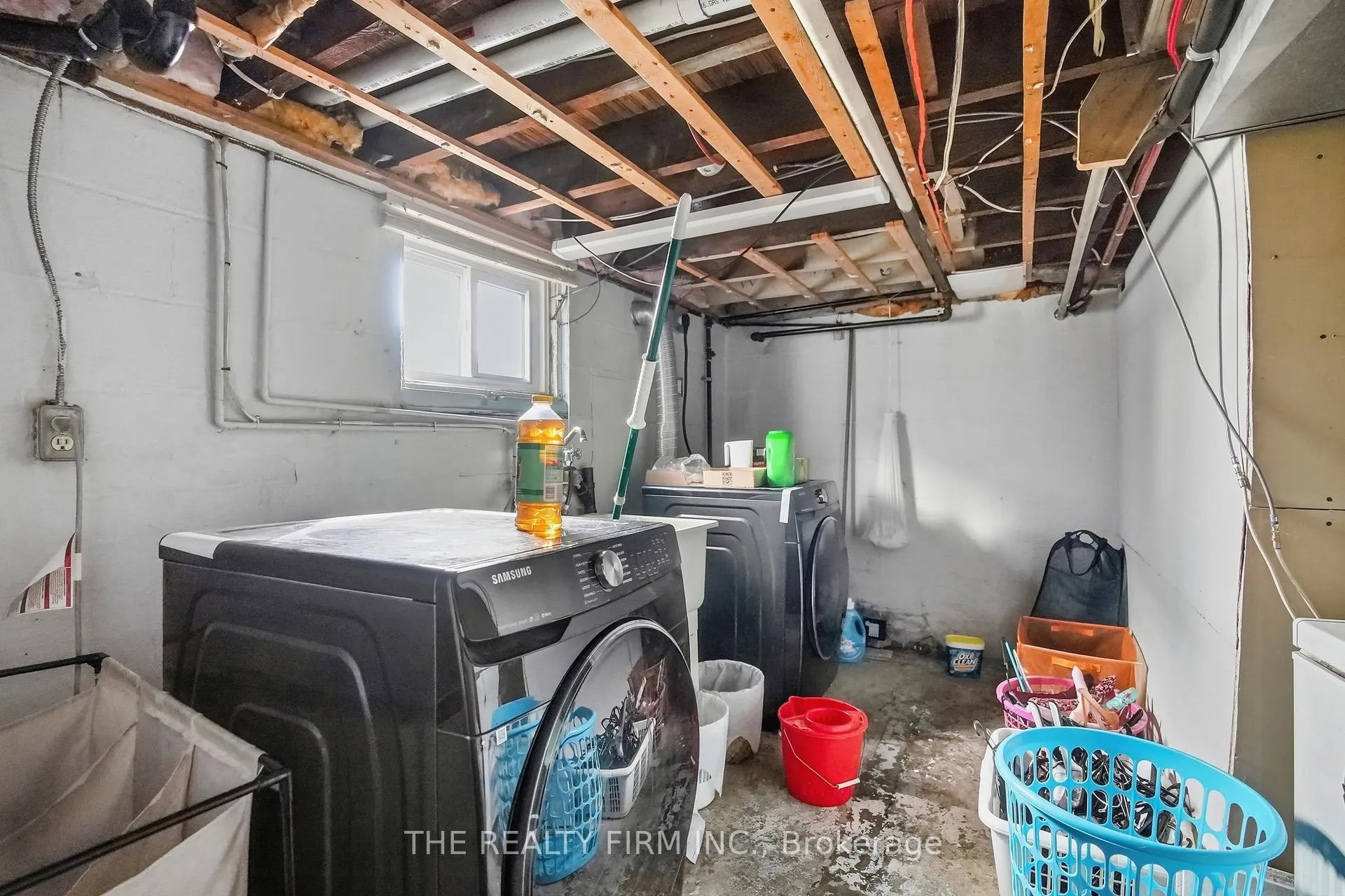 Photo 35 of 151 Brisbin Street, London, East M — HOMEH