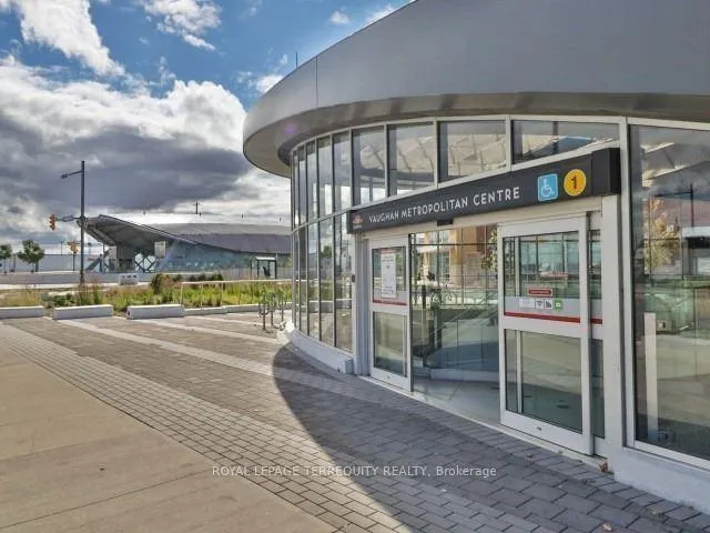 Photo 10 of Unit 1112, 5 Buttermill Avenue, Vaughan, Vaughan Corporate Centre — HOMEH
