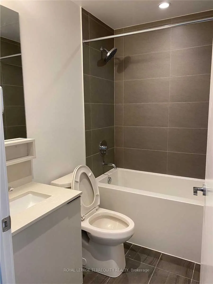 Photo 15 of Unit 1112, 5 Buttermill Avenue, Vaughan, Vaughan Corporate Centre — HOMEH