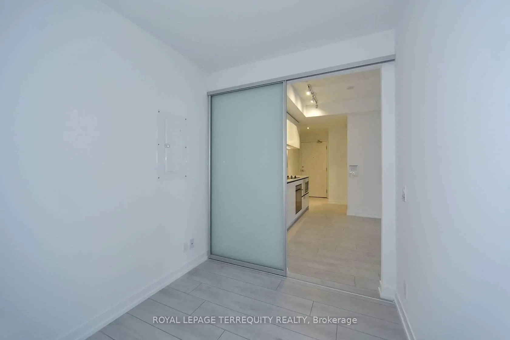Photo 18 of Unit 1112, 5 Buttermill Avenue, Vaughan, Vaughan Corporate Centre — HOMEH