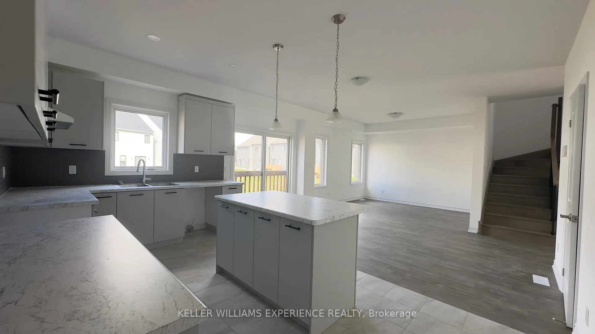 Photo 12 of 113 Delphi Court, Blue Mountains — HOMEH