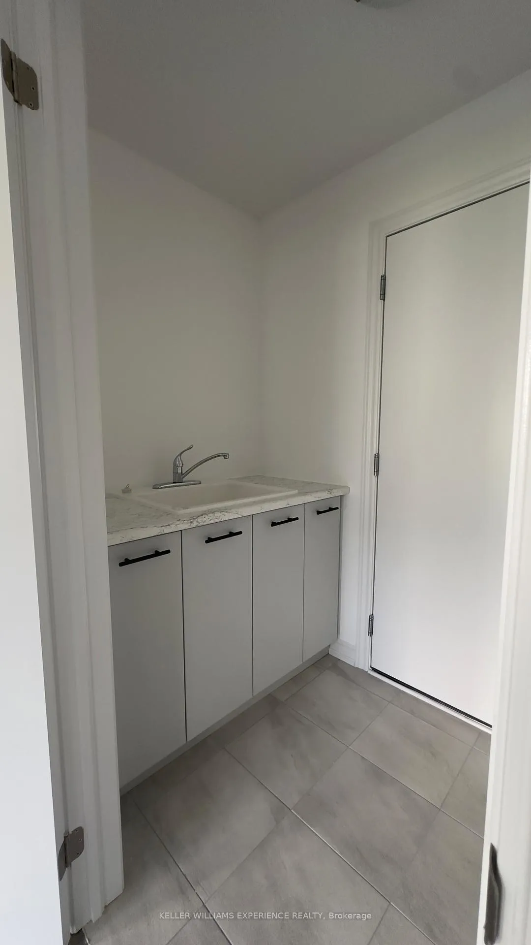 Photo 14 of 113 Delphi Court, Blue Mountains — HOMEH