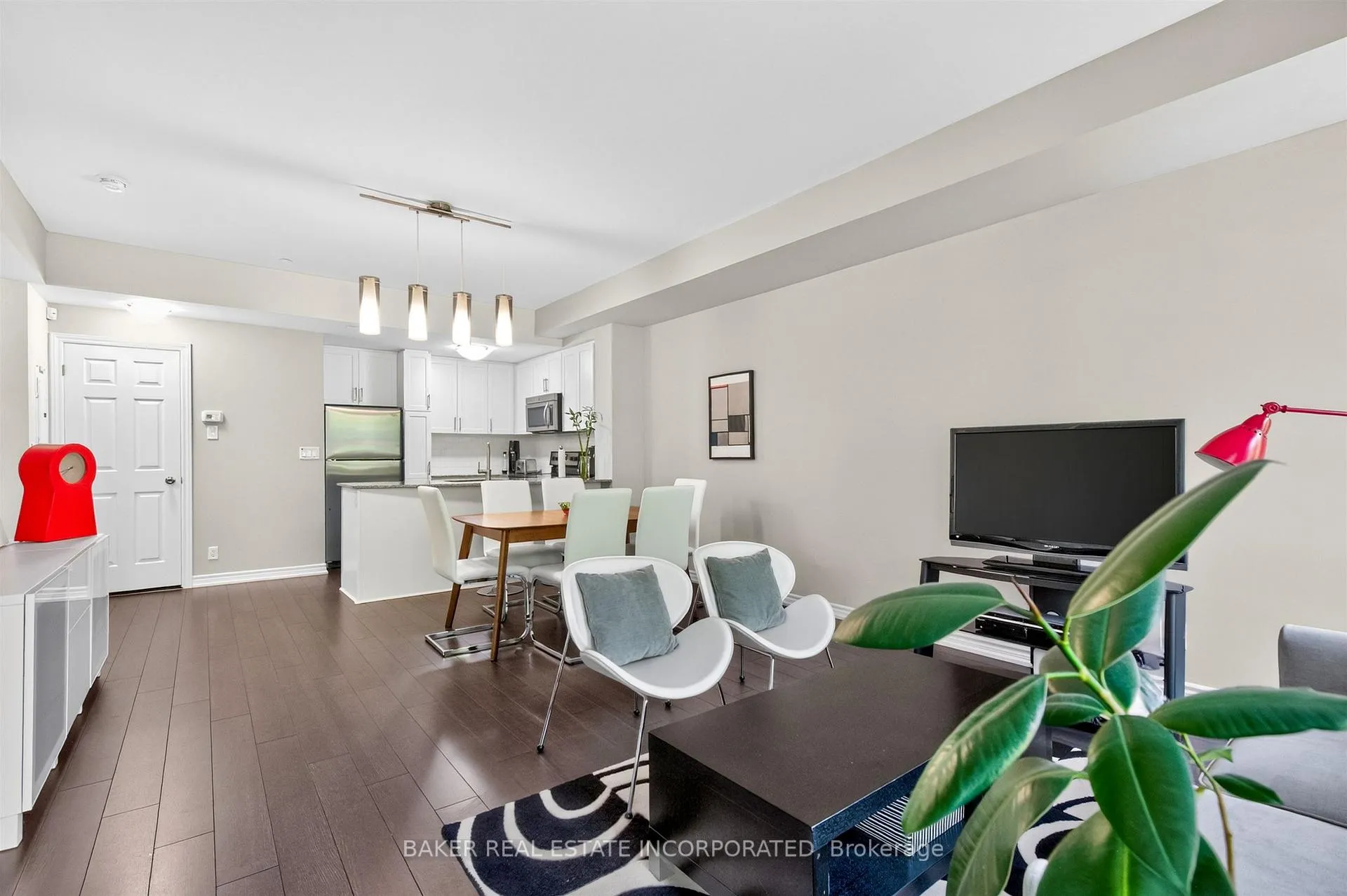 Photo 15 of Unit 31, 120 Twenty Fourth Street, Etobicoke, Long Branch — HOMEH