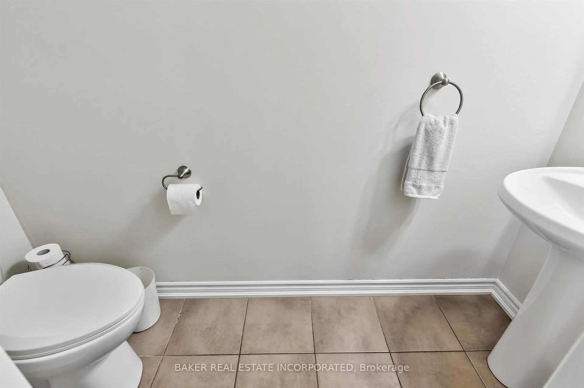 Photo 19 of Unit 31, 120 Twenty Fourth Street, Etobicoke, Long Branch — HOMEH