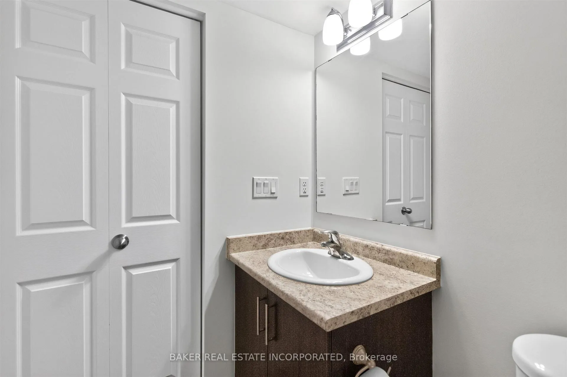 Photo 34 of Unit 31, 120 Twenty Fourth Street, Etobicoke, Long Branch — HOMEH