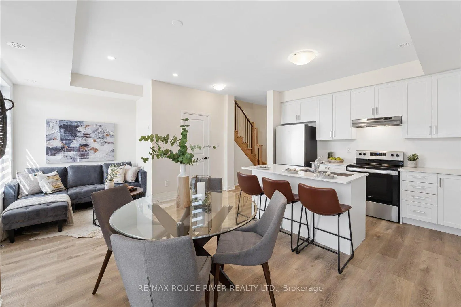 Photo 20 of 6 Esquire Way, Whitby, Taunton North — HOMEH