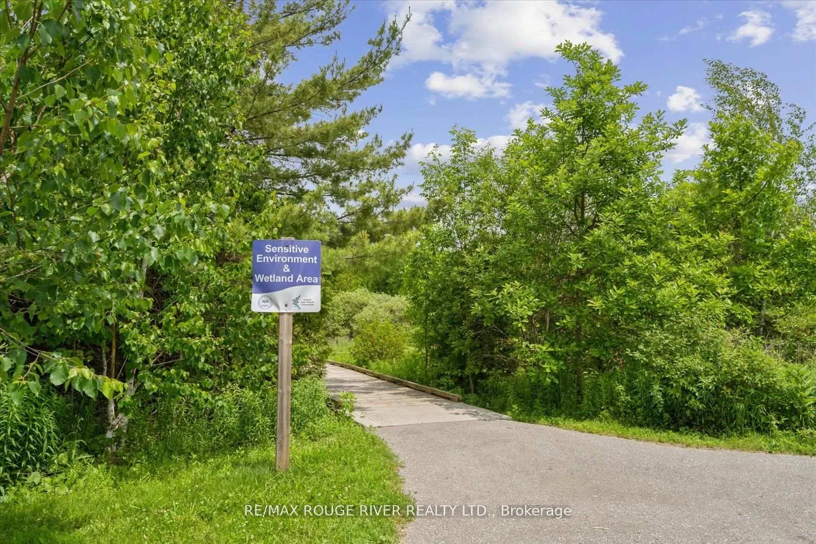 Photo 40 of 6 Esquire Way, Whitby, Taunton North — HOMEH