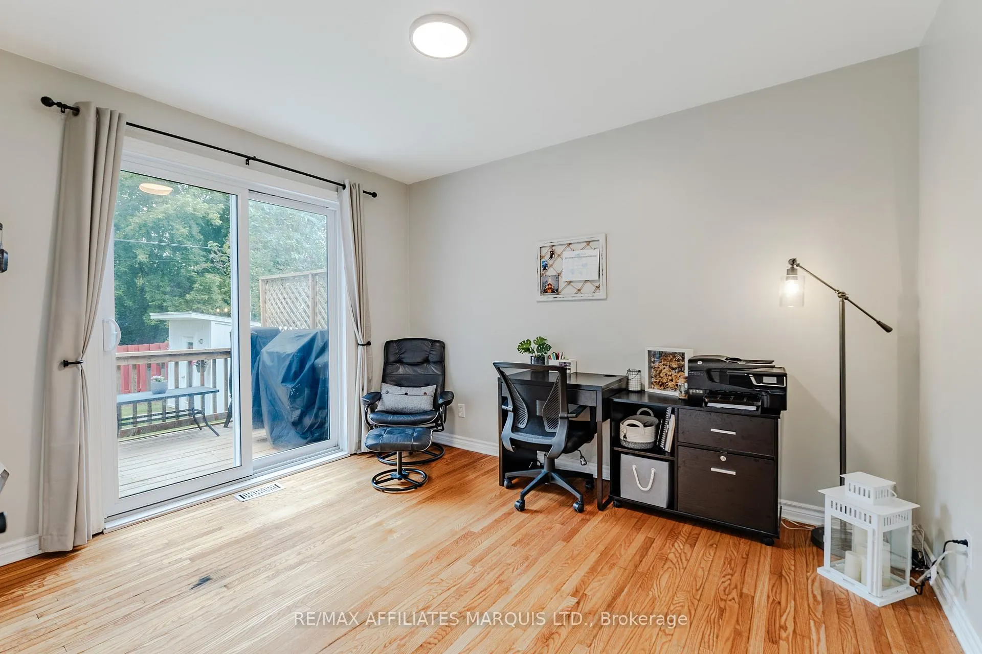 Photo 20 of 426 Bellevue Crescent, Cornwall, Cornwall — HOMEH