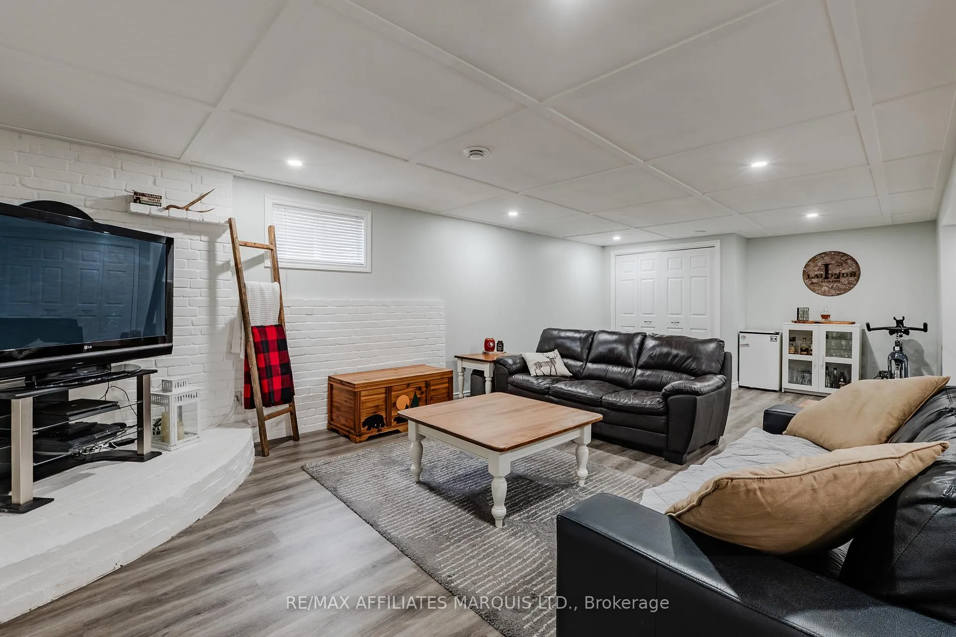 Photo 27 of 426 Bellevue Crescent, Cornwall, Cornwall — HOMEH