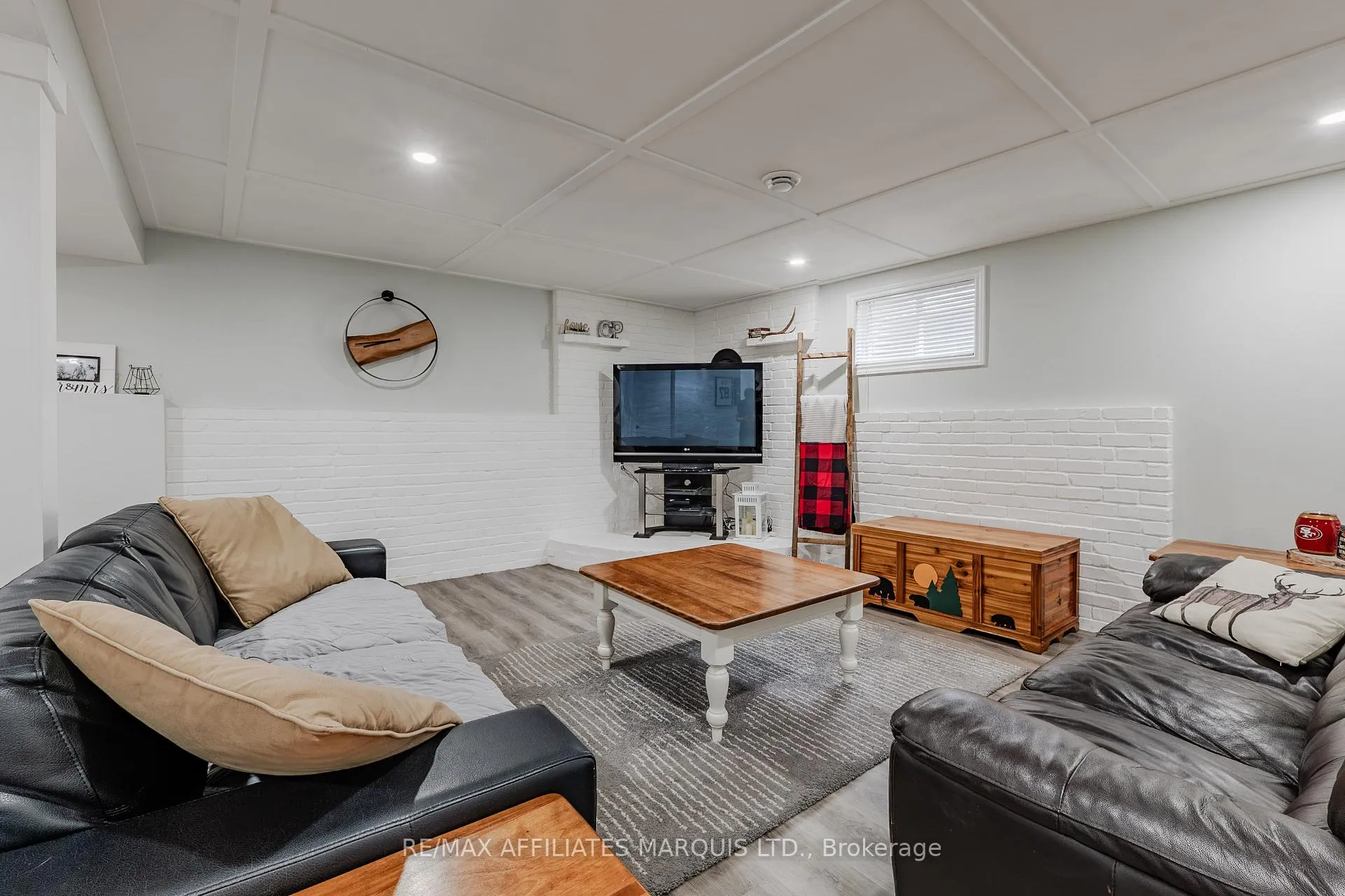Photo 30 of 426 Bellevue Crescent, Cornwall, Cornwall — HOMEH