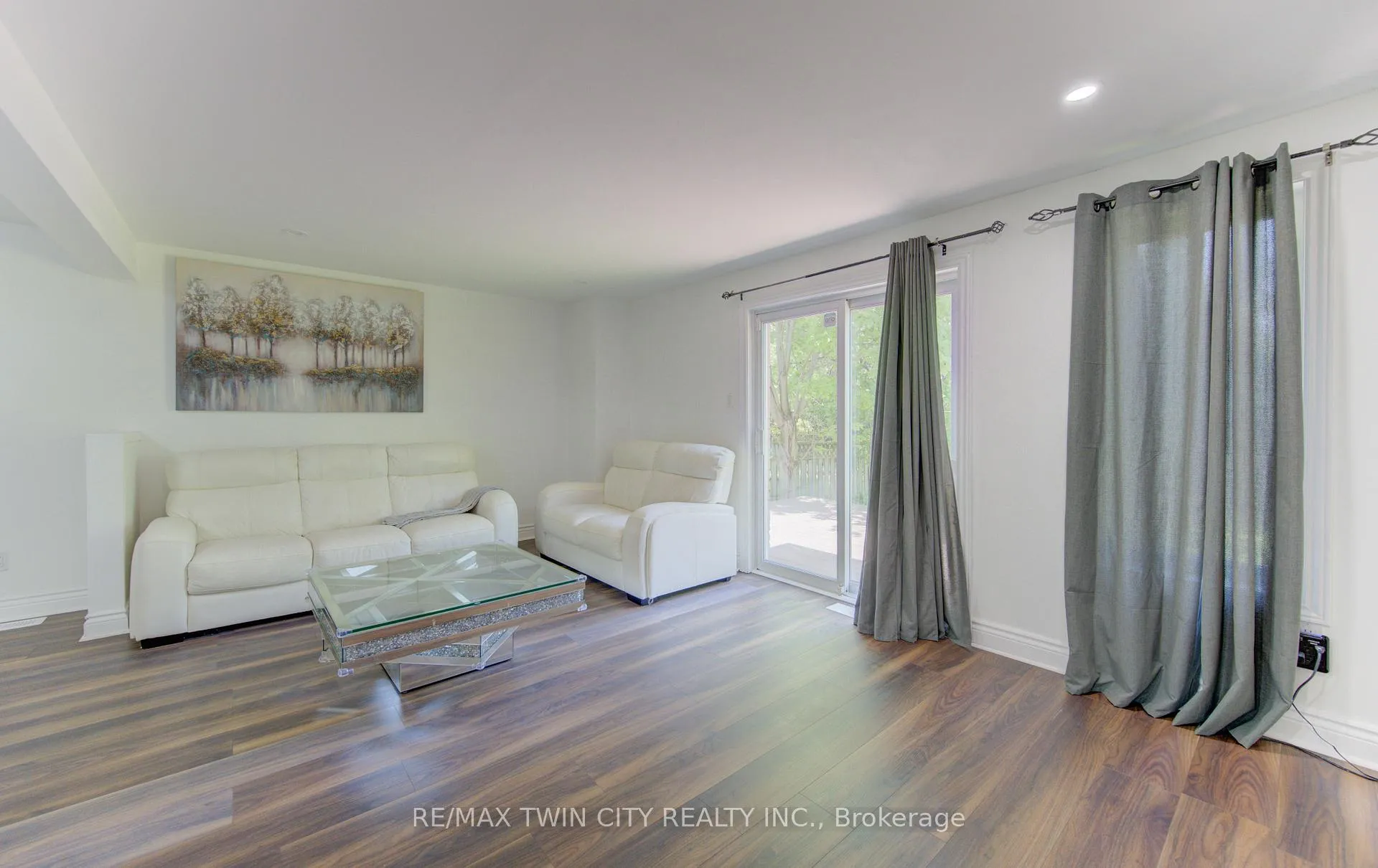 Photo 14 of 32 Enfield Drive, Cambridge, Christopher-Champlain — HOMEH