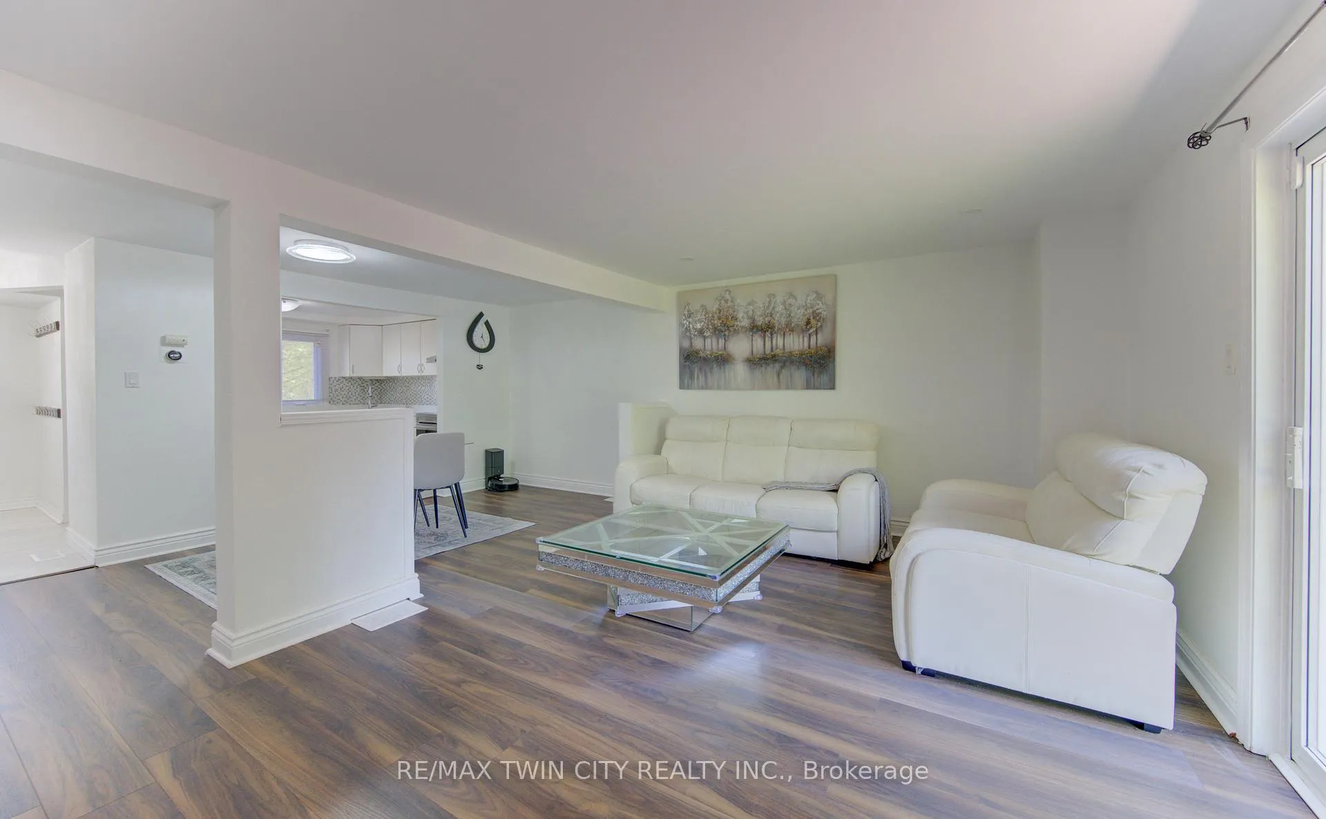 Photo 16 of 32 Enfield Drive, Cambridge, Christopher-Champlain — HOMEH