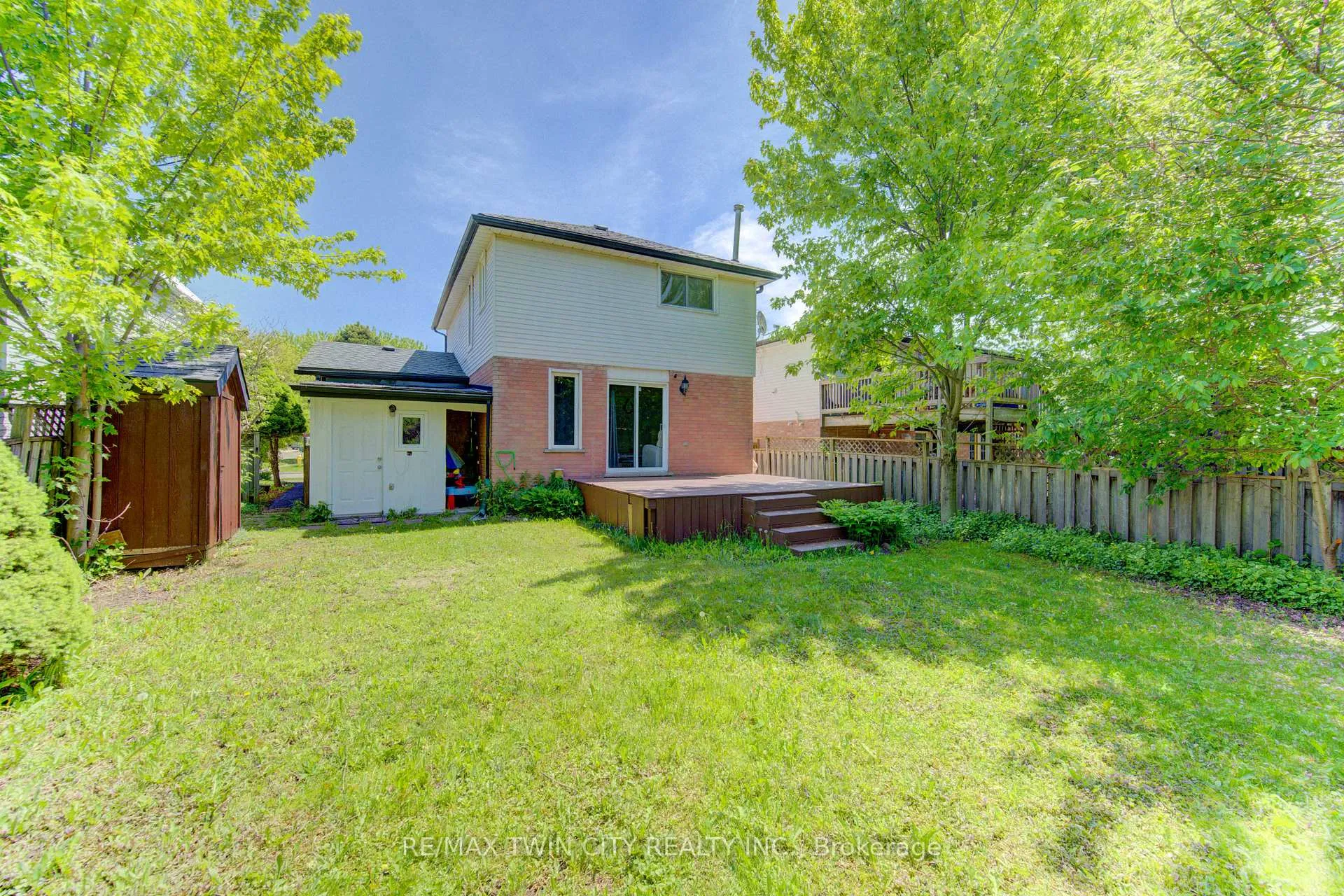 Photo 30 of 32 Enfield Drive, Cambridge, Christopher-Champlain — HOMEH