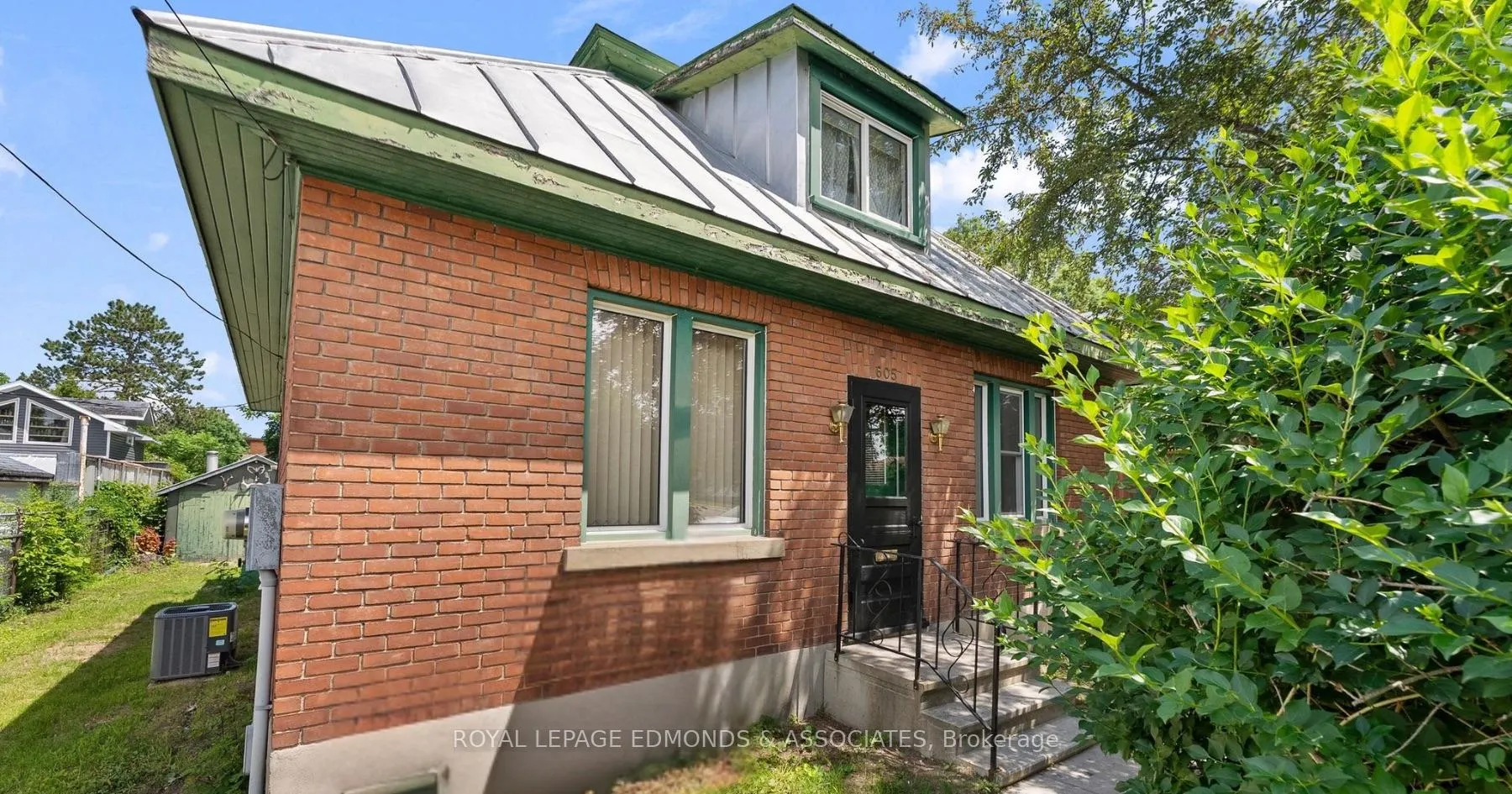 Photo 1 of 605 Perth Street, Pembroke, Pembroke — HOMEH