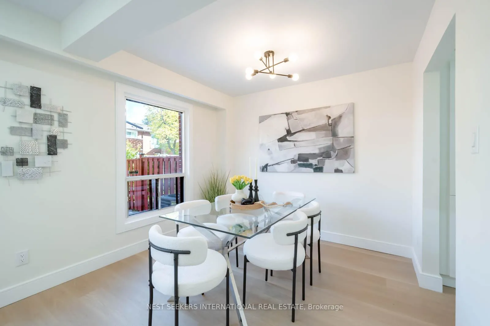 Photo 5 of Unit 23, 3430 Brandon Gate Drive, Mississauga, Malton — HOMEH