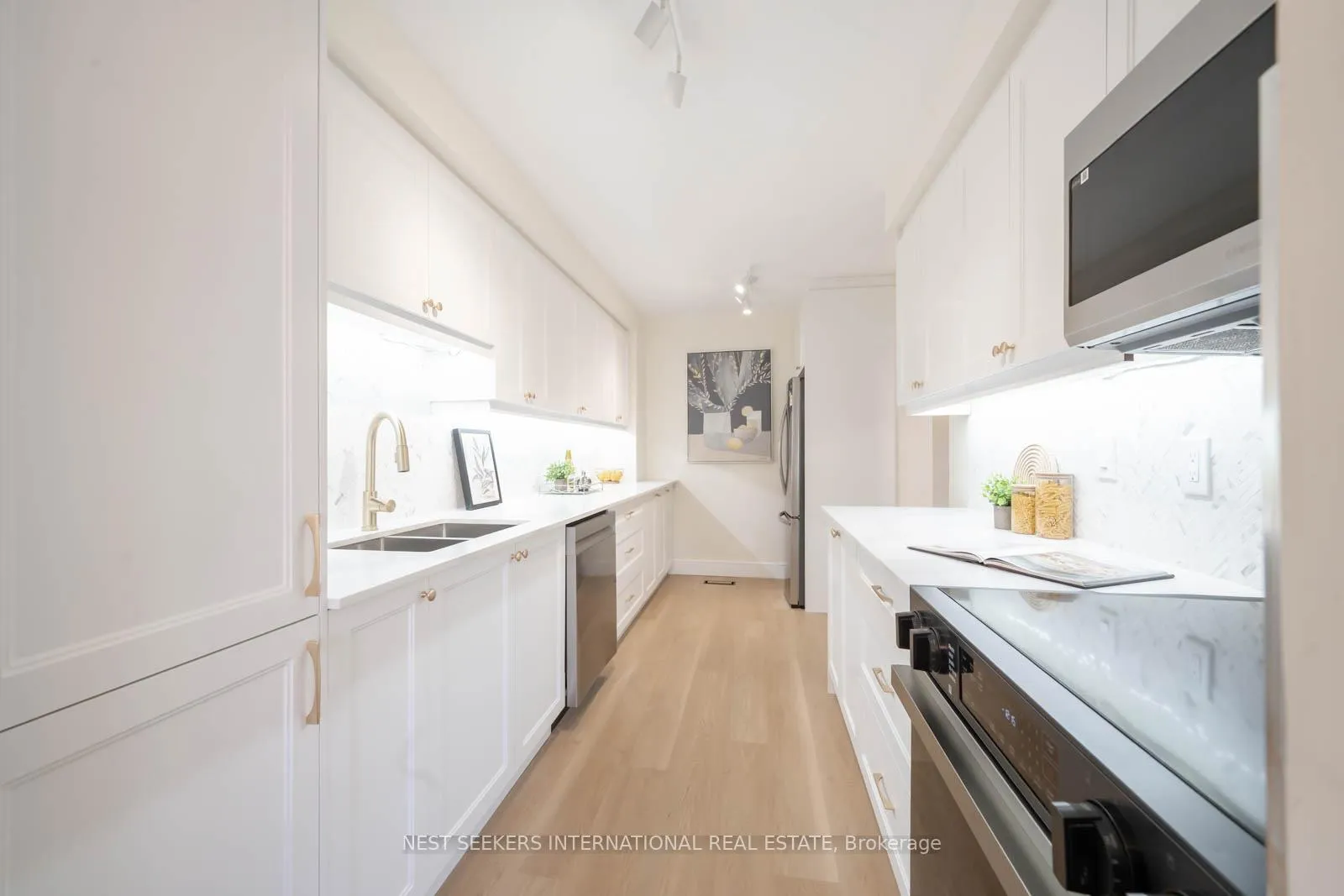 Photo 7 of Unit 23, 3430 Brandon Gate Drive, Mississauga, Malton — HOMEH