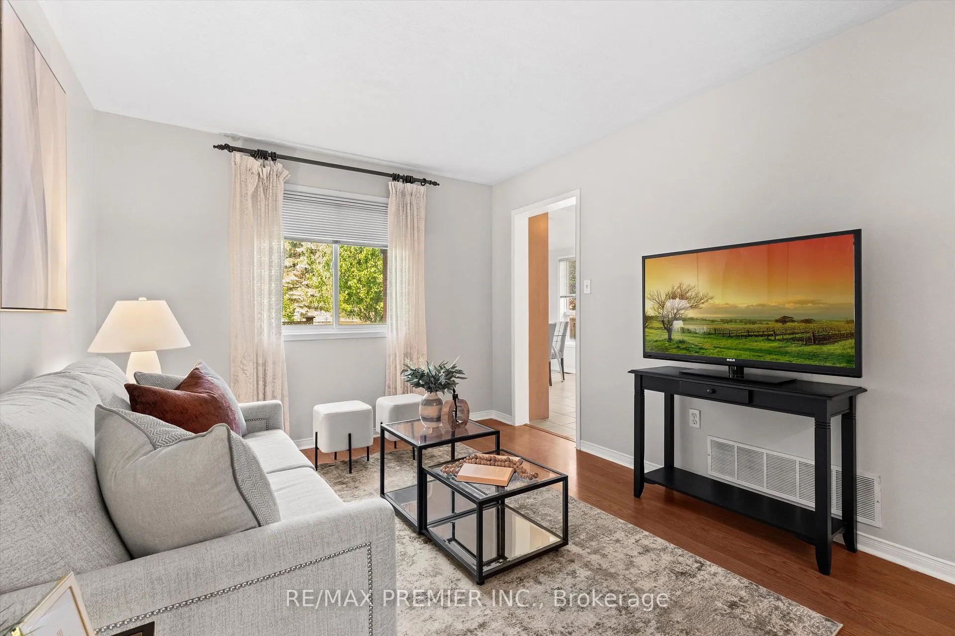Photo 13 of 2272 Warrington Way, Innisfil, Alcona — HOMEH