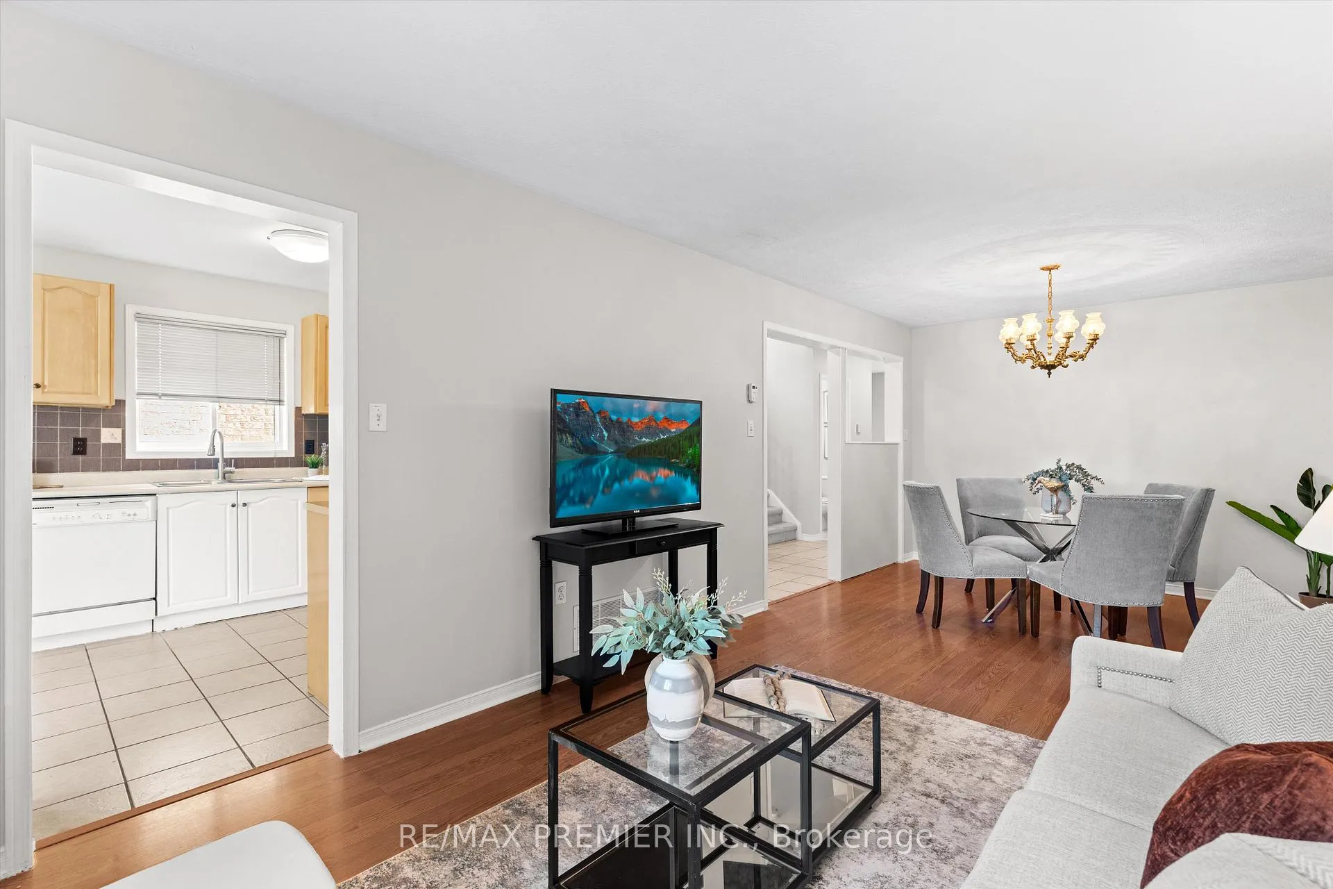 Photo 16 of 2272 Warrington Way, Innisfil, Alcona — HOMEH