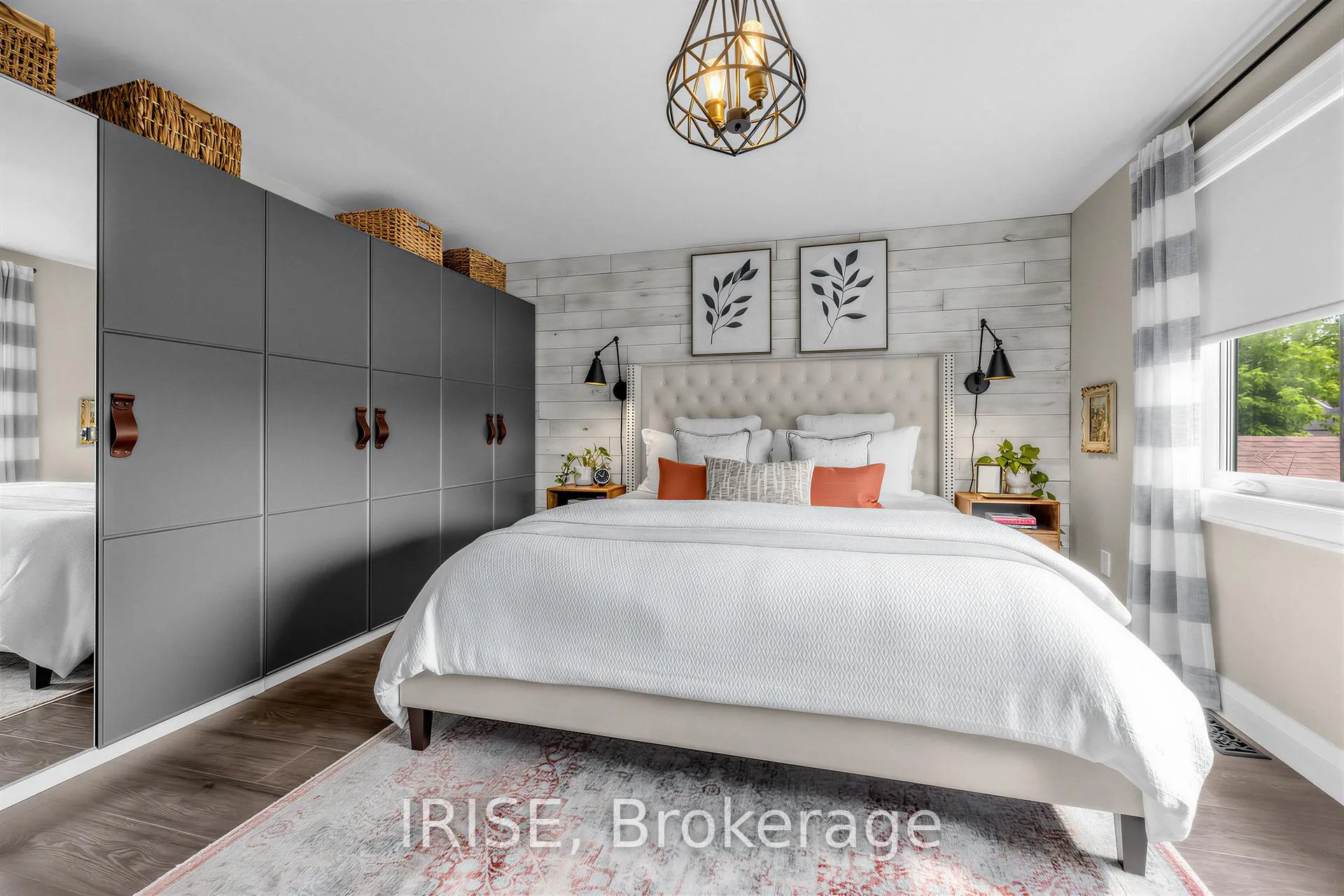 Photo 15 of 2 Beechwood Avenue, Toronto, Rockcliffe-Smythe — HOMEH