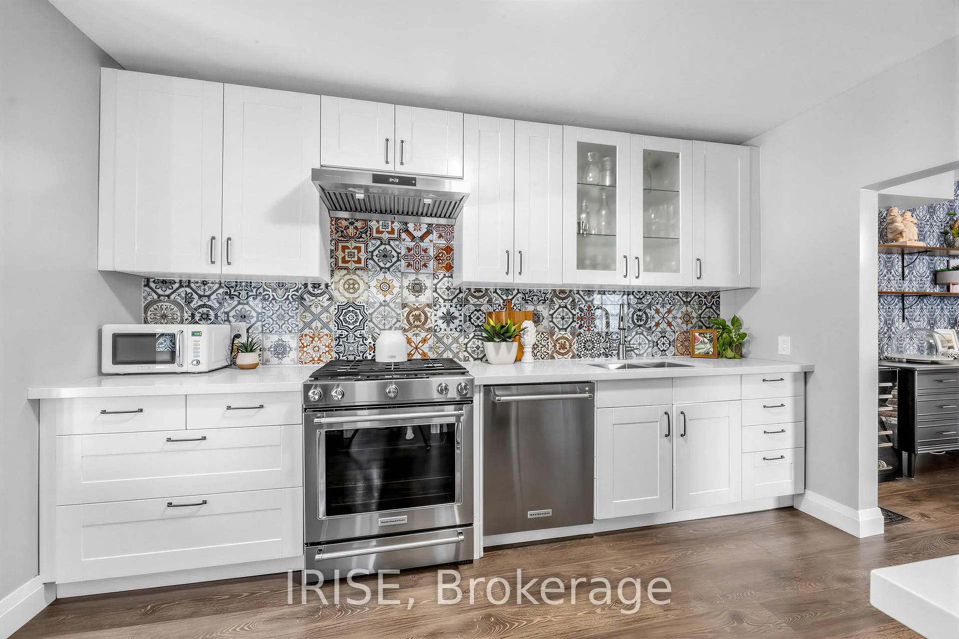 Photo 28 of 2 Beechwood Avenue, Toronto, Rockcliffe-Smythe — HOMEH