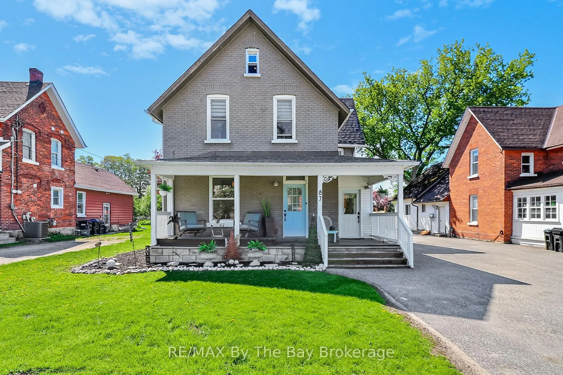 Photo 1 of 87 Queen Street W, Springwater, Elmvale — HOMEH