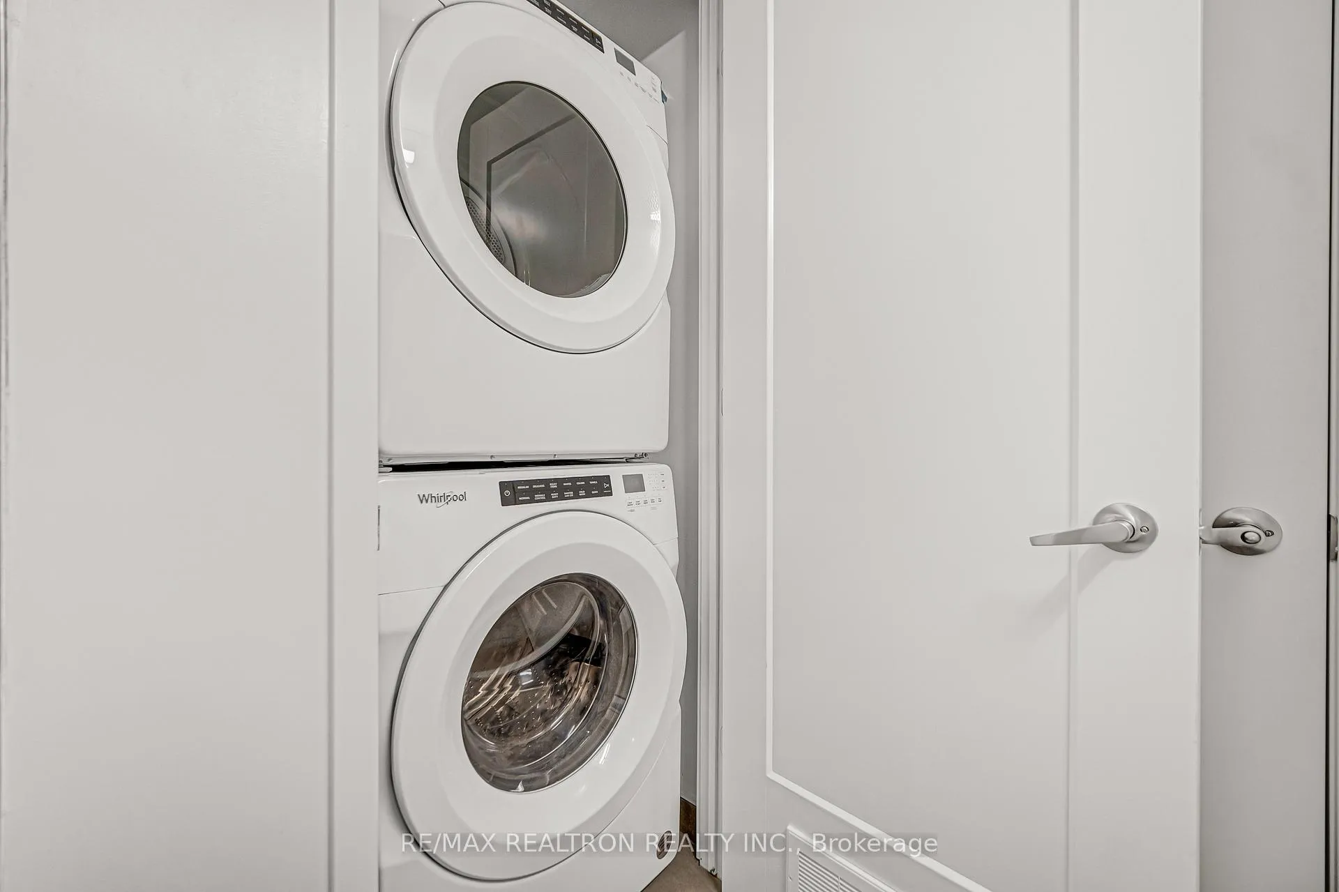 Photo 19 of Unit 1439, 135 Lower Sherbourne Street, Toronto, Waterfront Communities — HOMEH