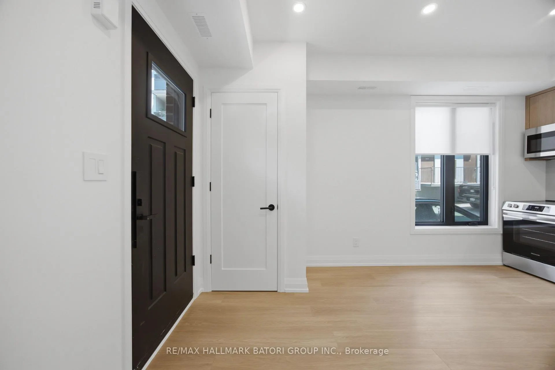 Photo 4 of Unit 4, 56 Camberwell Road, Toronto, Humewood-Cedarvale — HOMEH