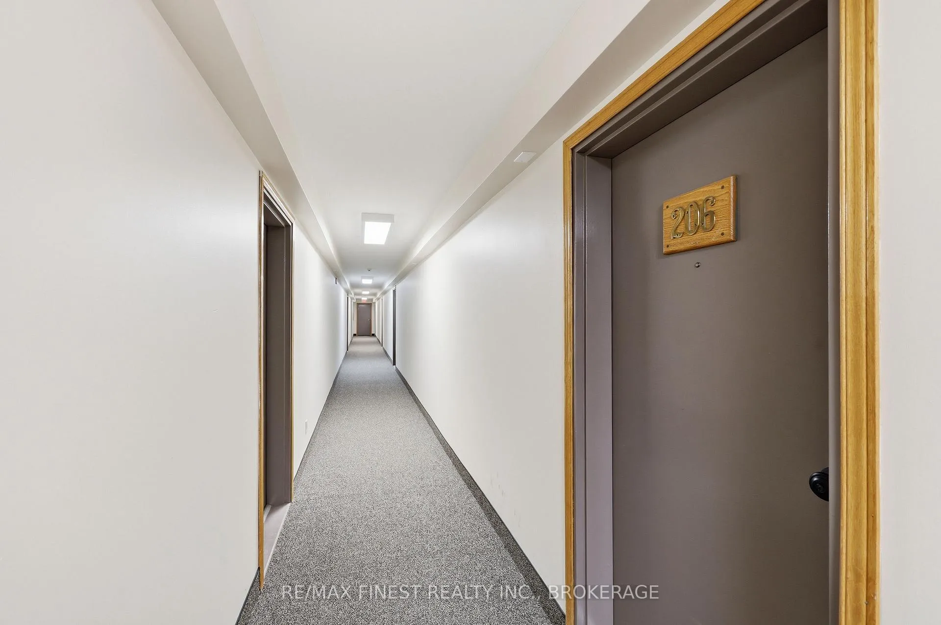 Photo 11 of Unit 206, 573 Armstrong Road, Kingston, East Gardiners Rd — HOMEH